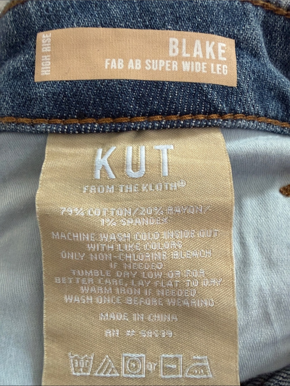 KUT From The Kloth high-rise BLAKE supe wide leg jeans size 4 NWT - Picture 6 of 7